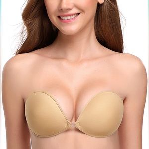 NWOT Wingslove Adhesive Reusable Strapless Push-up Invisible Sticky Bra